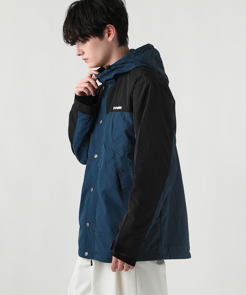 CONVERSE(コンバース)の「CONVERSE/切替マウンテンパーカー(マウンテンパーカー・メンズ・カーキ/ベージュ/ブルー/レッド・M/LL/L)」の21枚目の写真
