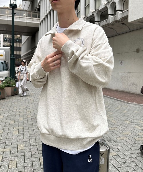 ALAND（エーランド）の「【UNISEX】ALAND／circlehalfジップ（ウラケ） 2973761（スウェット・レディース・ライトグレー/グリーン/ベージュ/ブラック・SMALL/MEDIUM）」の22枚目の写真