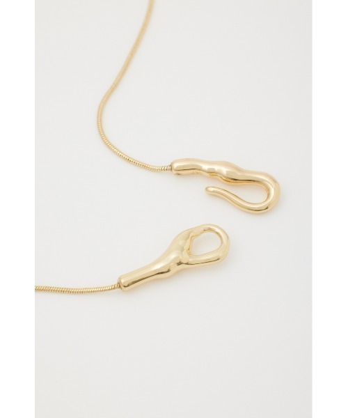 SLY（スライ）の「DEFORMED HOOK N/C ディフォームド フック ネックレス（ネックレス・レディース・シルバー/ゴールド・FREE）」の9枚目の写真