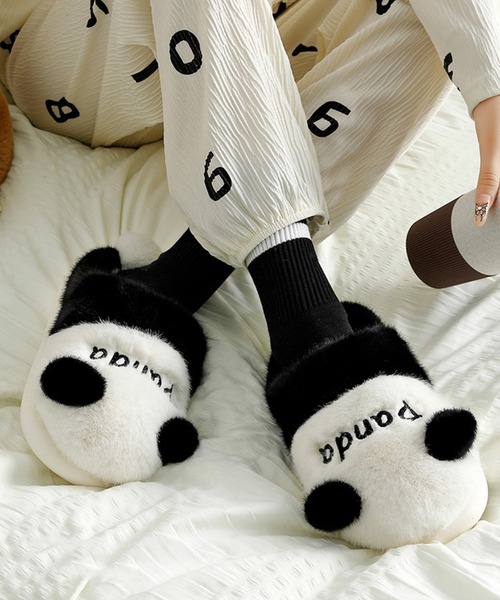 TeddyShop（テディショップ）の「ふわふわパンダのファースリッパルームシューズ レディース 室内履き 冬（ルームシューズ/スリッパ・レディース・ブラック/グレイッシュベージュ・25cm/27cm/23cm/26cm/24cm）」の5枚目の写真