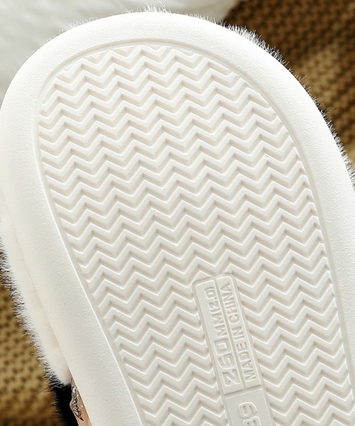 TeddyShop（テディショップ）の「ふわふわパンダのファースリッパルームシューズ レディース 室内履き 冬（ルームシューズ/スリッパ・レディース・ブラック/グレイッシュベージュ・25cm/27cm/23cm/26cm/24cm）」の10枚目の写真