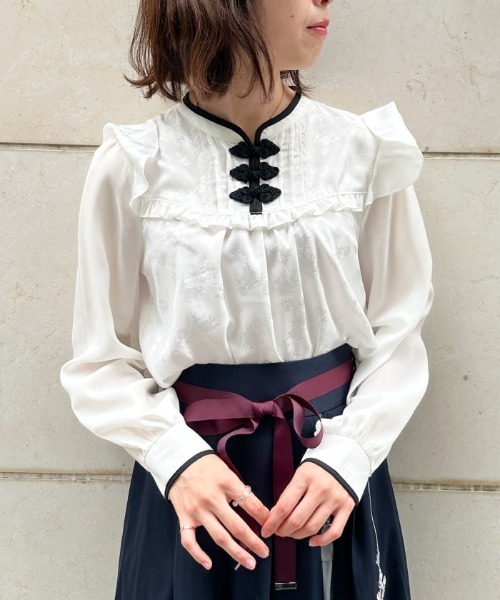 axes femme（アクシーズファム）の「チャイナ釦ＪＱブラウス（シャツ/ブラウス・レディース・パープル/ブラック/ホワイト・FREE）」の2枚目の写真