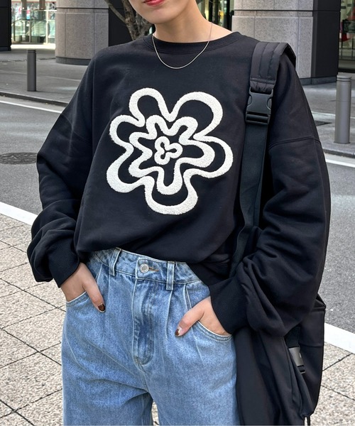 CPCM（シーピーシーエム）の「サガラ刺繍BIGスウェット（スウェット・レディース・オフホワイト/グレー/ブラック/グリーン/ダークグレー/ライトグレー/ネイビー/ブルー系その他・MEDIUM/LARGE）」の3枚目の写真