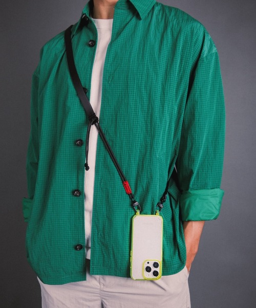 Topologie（トポロジー）の「Verdon Phone Case Neon Yellow 【ケース単体】（スマホケース/カバー・レディース・イエロー・iPhone 14/iPhone 12/12 Pro/iPhone 14 Pro/iPhone 13 Pro/iPhone 15 Pro/iPhone 15）」の3枚目の写真