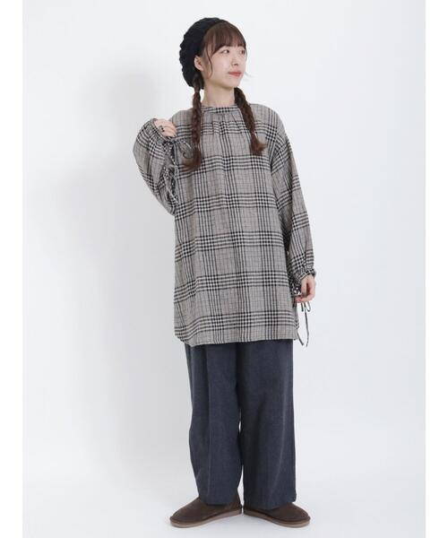 Samansa Mos2(サマンサ モスモス)の「【帯電防止】ウールライクゆるストレートパンツ(その他パンツ・レディース・ベージュ/グリーン/キナリ/チャコールグレー・F)」の17枚目の写真