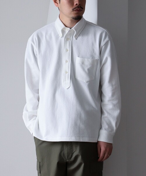 NECESSARY or UNNECESSARY（ネセサリーオアアンネセサリー）の「NECESSARY or UNNECESSARY / MILES ボタンダウンポロシャツ（シャツ/ブラウス・メンズ・ホワイト・MEDIUM/LARGE）」の8枚目の写真