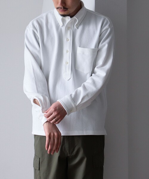 NECESSARY or UNNECESSARY（ネセサリーオアアンネセサリー）の「NECESSARY or UNNECESSARY / MILES ボタンダウンポロシャツ（シャツ/ブラウス・メンズ・ホワイト・MEDIUM/LARGE）」の9枚目の写真