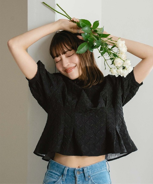 titivate（ティティベイト）の「ペプラムトップス/Iラインスカート