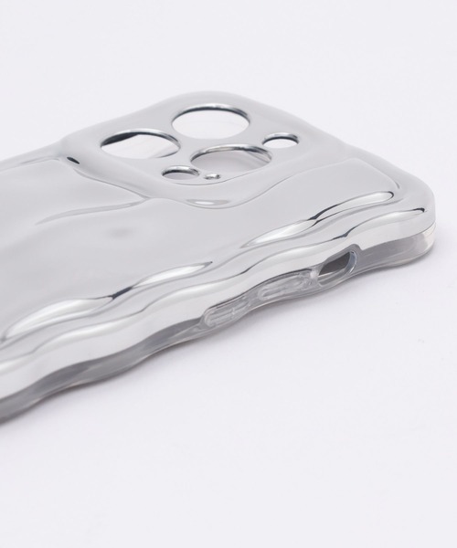 PAGEBOY(ページボーイ)の「〈WEB限定アイテム〉モードメタリックスマホケース〈iphone15PRO対応〉(スマホケース/カバー・レディース・グレー・iPhone 15 Pro)」の12枚目の写真