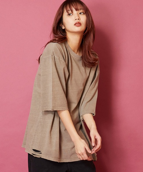 unrelaxing(アンリラクシング)の「ヴィンテージライク 古着風 綿100%ピグメント加工ダメージTシャツ(Tシャツ/カットソー・メンズ・ベージュ/ブラウン/グリーン/ブラック・MEDIUM/LARGE/X-LARGE)」の3枚目の写真