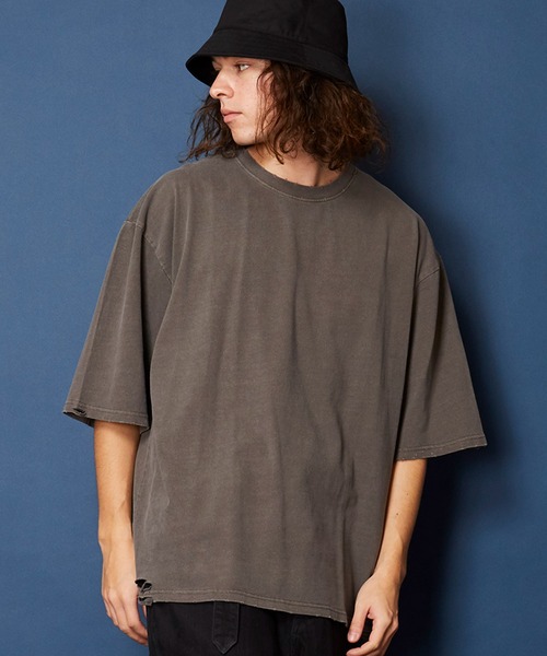 unrelaxing(アンリラクシング)の「ヴィンテージライク 古着風 綿100%ピグメント加工ダメージTシャツ(Tシャツ/カットソー・メンズ・ベージュ/ブラウン/グリーン/ブラック・MEDIUM/LARGE/X-LARGE)」の2枚目の写真