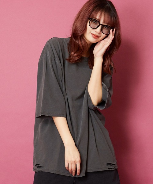 unrelaxing(アンリラクシング)の「ヴィンテージライク 古着風 綿100%ピグメント加工ダメージTシャツ(Tシャツ/カットソー・メンズ・ベージュ/ブラウン/グリーン/ブラック・MEDIUM/LARGE/X-LARGE)」の1枚目の写真