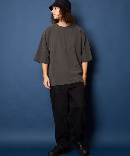 unrelaxing(アンリラクシング)の「ヴィンテージライク 古着風 綿100%ピグメント加工ダメージTシャツ(Tシャツ/カットソー・メンズ・ベージュ/ブラウン/グリーン/ブラック・MEDIUM/LARGE/X-LARGE)」の5枚目の写真