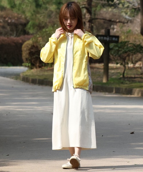 KRIFF MAYER Lady's Collection（クリフメイヤーレディースコレクション）の「さらさらエアーフードJK（ナイロンジャケット・レディース・チャコール/イエロー/ネイビー/その他5/カラフル/カーキ/グレー・MEDIUM/LARGE）」の13枚目の写真