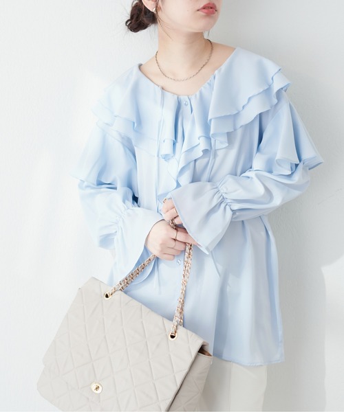 natural couture(ナチュラルクチュール)の「ラッフル衿チュニックブラウス(シャツ/ブラウス・レディース・サックスブルー/カーキ/ピンク/オフホワイト・FREE)」の20枚目の写真