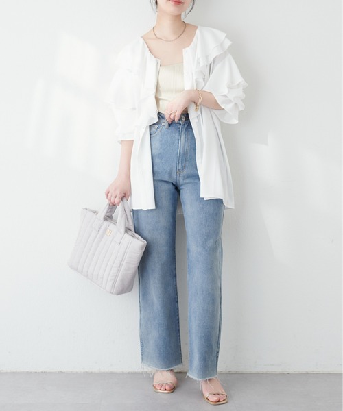 natural couture(ナチュラルクチュール)の「ラッフル衿チュニックブラウス(シャツ/ブラウス・レディース・サックスブルー/カーキ/ピンク/オフホワイト・FREE)」の6枚目の写真