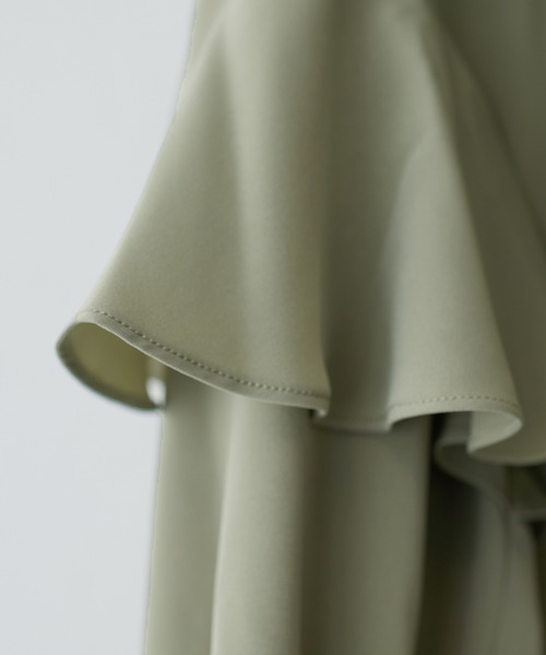 natural couture(ナチュラルクチュール)の「ラッフル衿チュニックブラウス(シャツ/ブラウス・レディース・サックスブルー/カーキ/ピンク/オフホワイト・FREE)」の17枚目の写真