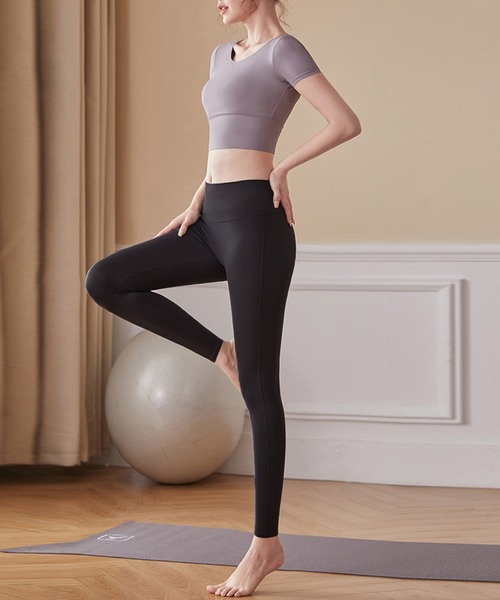 セール】レディース バックストラッピークロスデザインフィットネス