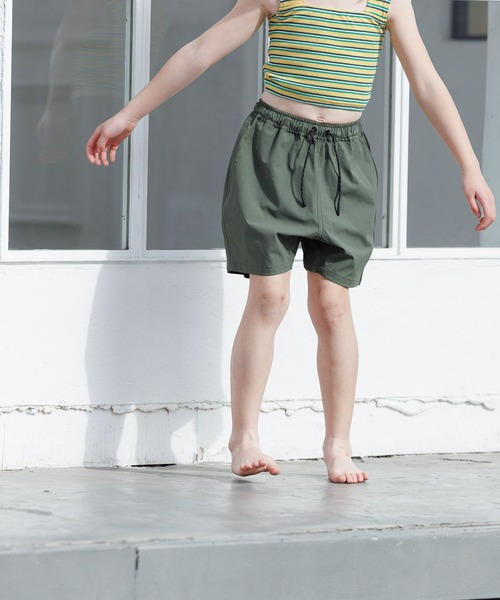 LOWRYS FARM(ローリーズファーム)の「アクティブショートパンツ 104448(その他パンツ・キッズ・ブラック/カーキ/レッド/イエロー/パープル/ピンク・110cm/120cm/130cm/140cm/150cm)」の2枚目の写真