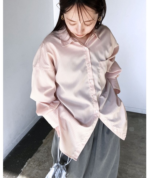 reca（レカ）の「アソートオーバーサイズベーシックシャツ（シャツ/ブラウス・レディース・オフホワイト/ピンク系その他/ブルー系その他/グリーン/サックスブルー/ブルー系その他2/ブラック系その他/ブルー系その他3/ブルー系その他4/ブラック系その他2/ホワイト系その他2/ホワイト系その他/ピンク系その他2・FREE）」の12枚目の写真