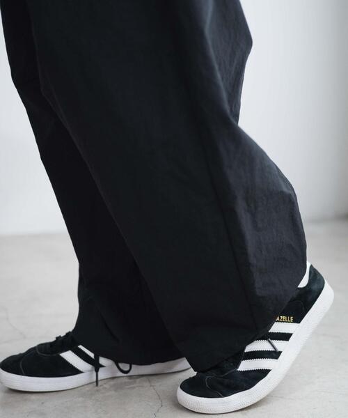 WEGO(ウィゴー)の「WEGO/イージーカーブパンツ(カーゴパンツ・レディース・ブラック/オフホワイト・MEDIUM/SMALL)」の7枚目の写真