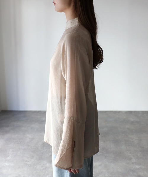 Riberry(リベリー)の「シアーベルスリーブブラウス(シャツ/ブラウス・レディース・ブラック/グレー/ベージュ/グリーン・MEDIUM)」の5枚目の写真