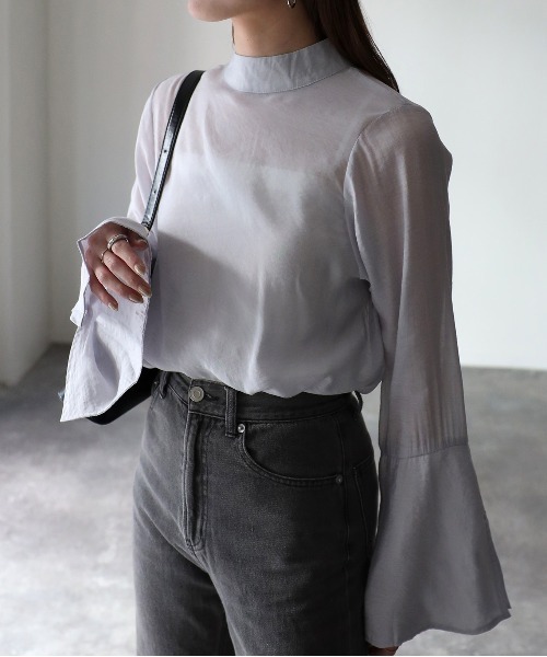 Riberry(リベリー)の「シアーベルスリーブブラウス(シャツ/ブラウス・レディース・ブラック/グレー/ベージュ/グリーン・MEDIUM)」の11枚目の写真