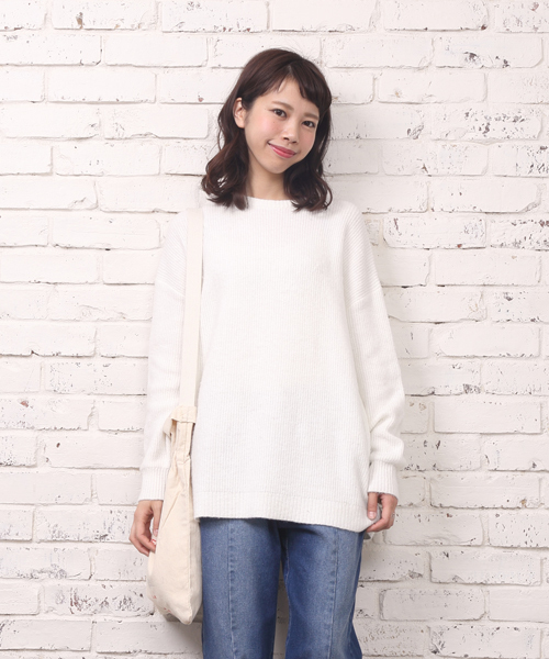 Kastane（カスタネ）の「【Kastane】もちもち畦チュニック（ニット/セーター・レディース・ホワイト/ライトグレー/ブラウン/ネイビー/ピンク/ベージュ/グリーン・FREE）」の2枚目の写真