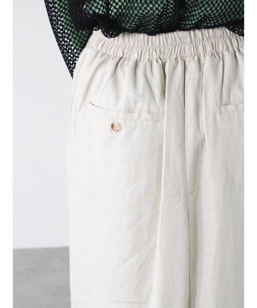 Lugnoncure（ルノンキュール）の「チンツ加工リネン混スカート（スカート・レディース・ベージュ/オフホワイト/ブラック・F）」の16枚目の写真