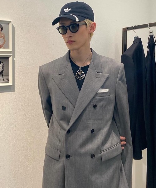 ８(eight)（エイト）の「ウェリントンサングラス（サングラス・メンズ・グレー系その他/ブラック系その他6/ブラック系その他5/ブラック系その他2/ブラウン系その他/ブラック系その他/ブラック系その他3/ブラウン系その他2/ブラック系その他4/ベージュ系その他・FREE）」の22枚目の写真