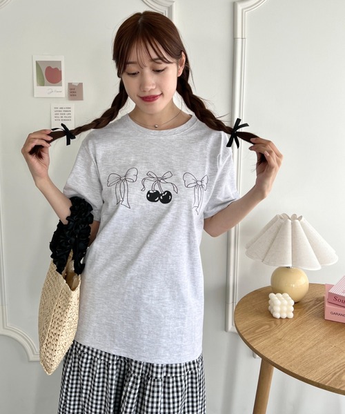 Loueme（ルエム）の「リボンチェリープリントTシャツ（Tシャツ/カットソー・レディース・ホワイト/ブラック/グレー・FREE）」の17枚目の写真