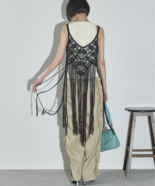 THE YOn（ザヨン）の「トーションレースフリンジヘムキャミトップス（キャミソール・レディース・ナチュラル/ブラック・FREE）」の17枚目の写真