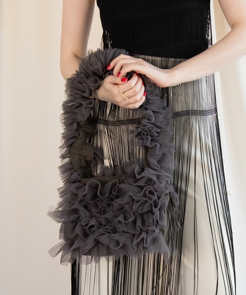 styiro（スタイロ）の「【長さ調節可能】裏地付き大人のチュールフリル/ショルダーバッグ（ショルダーバッグ・レディース・グレー/ブラック/アイボリー/ブルー/ベージュ/レッド・FREE）」の12枚目の写真