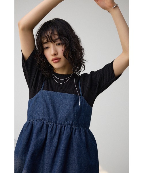 AZUL by moussy(アズールバイマウジー)の「バックオープンキャミブラウス(タンクトップ・レディース・ブラック/ブルー・FREE)」の14枚目の写真