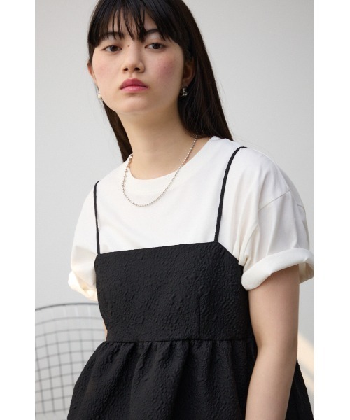 AZUL by moussy(アズールバイマウジー)の「バックオープンキャミブラウス(タンクトップ・レディース・ブラック/ブルー・FREE)」の3枚目の写真
