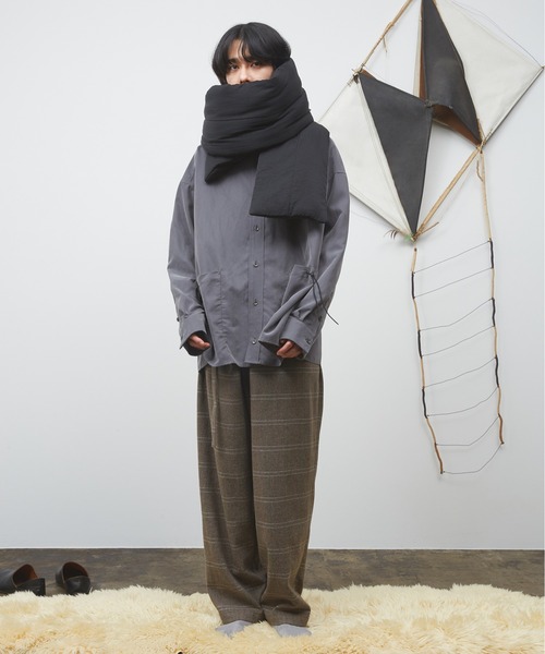 Dulcamara（ドゥルカマラ）の「ヴィンテージNYパデッドマフラー