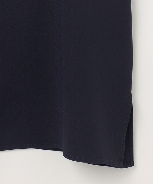 23区 S(ニジュウサンクチイサイサイズ)の「【洗える】ストレッチジョーゼット フレンチスリーブ カットソー(Tシャツ/カットソー・レディース・ブラック系/ベージュ系/ネイビー系・32)」の18枚目の写真