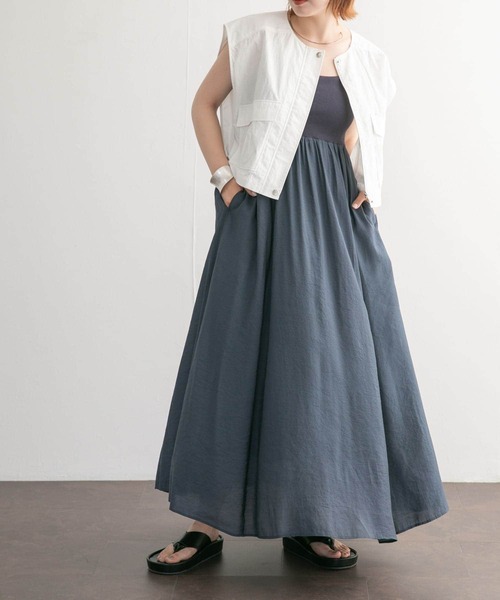 KBF（ケイビーエフ）の「『2サイズ展開』カップインギャザーキャミワンピース（ワンピース・レディース・アイボリー/ブラック/ネイビー・38/36）」の12枚目の写真