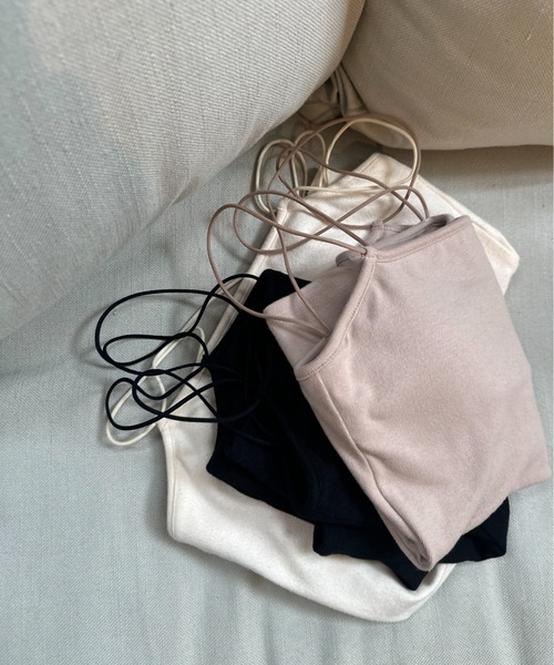 lawgy(ラウジー)の「smooth double strap cami / スムースダブルストラップキャミ(キャミソール・レディース・ベージュ/アイボリー/ブラック・FREE)」の4枚目の写真