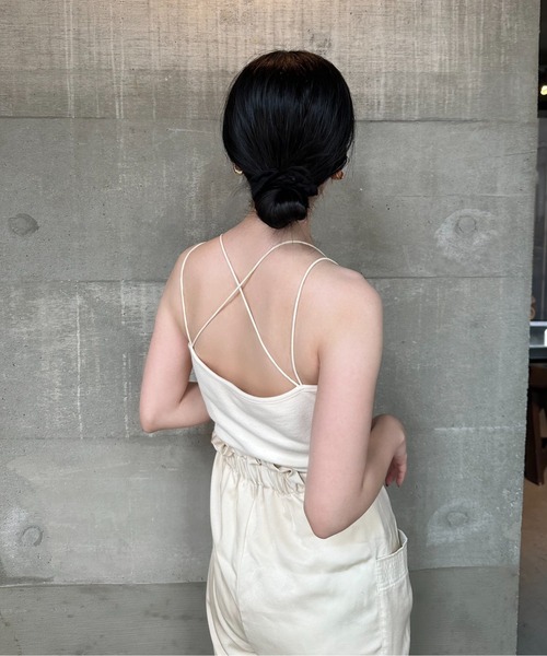 lawgy(ラウジー)の「smooth double strap cami / スムースダブルストラップキャミ(キャミソール・レディース・ベージュ/アイボリー/ブラック・FREE)」の7枚目の写真