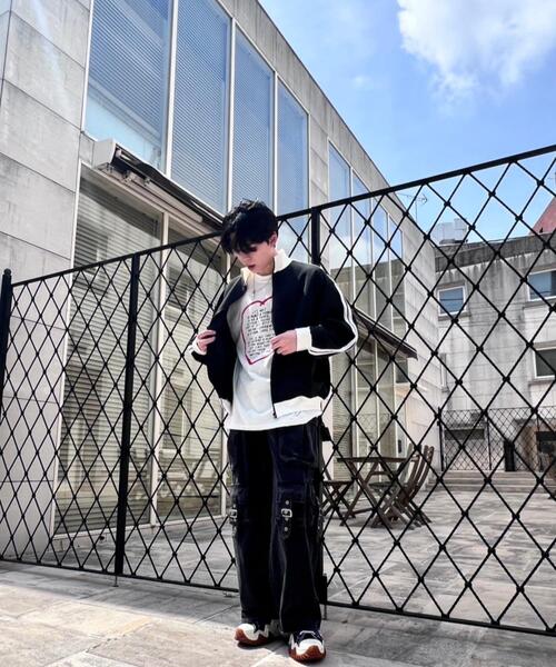 Figments(フィグメンツ)の「バイカラースーパービッグトラックジャケット(ジャージ・レディース・ブラック/グレー・FREE)」の22枚目の写真