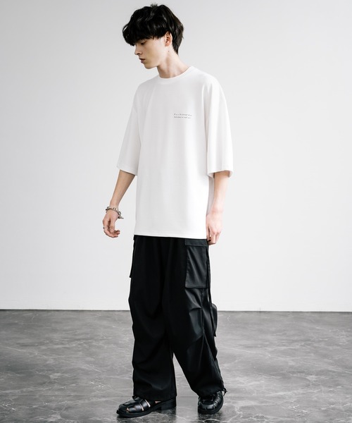 Rocky Monroe(ロッキーモンロー)の「接触冷感とろみポンチ オーバーサイズ貼付プリント半袖Tシャツ(Tシャツ/カットソー・メンズ・ホワイト系/ブルーグリーン/ブラック/ホワイト/グレイッシュベージュ/ブラック系・L/M)」の17枚目の写真