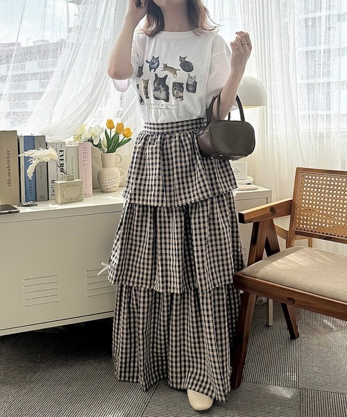 cuorequal(クオレコール)の「猫いっぱい半袖Tシャツ(Tシャツ/カットソー・レディース・ホワイト/アイボリー・MEDIUM/LARGE)」の11枚目の写真