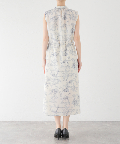 La TOTALITE(ラトータリテ)の「バンドカラープリントシャツワンピース(シャツワンピース・レディース・ベージュ/アイボリー・38/36)」の14枚目の写真