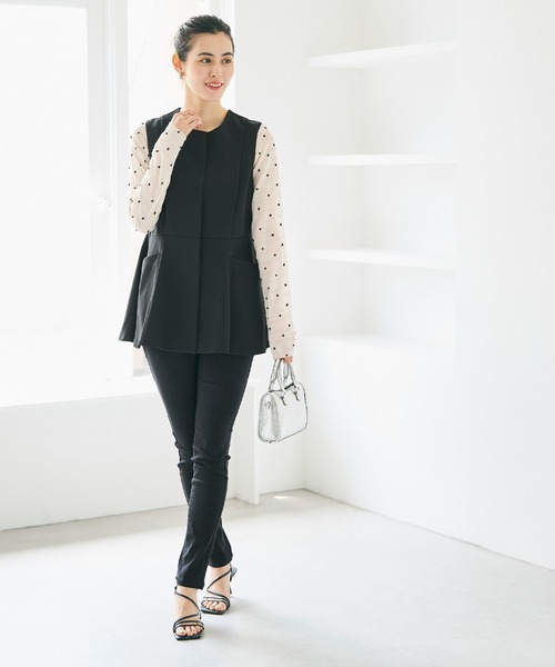 coca(coca)(コカ)の「セットアップ対応 ペプラムベストジャケット(ベスト・レディース・アイボリー/ブラック・M/L)」の4枚目の写真