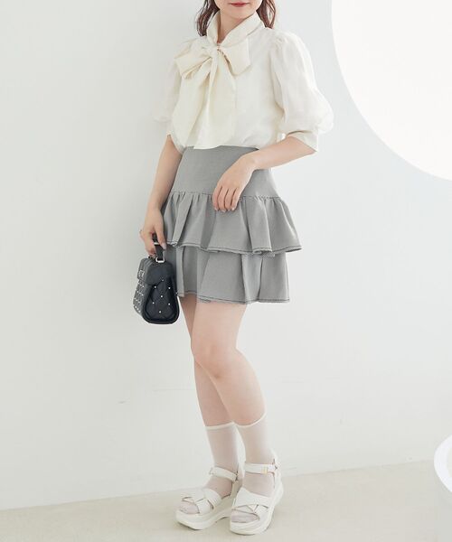 MAJESTIC LEGON(マジェスティックレゴン)の「ティアードフリルミニスカパン(その他パンツ・レディース・ブラック系その他/ホワイト系その他/ブラウン系その他2/ブラック/アイボリー/グレー系その他・MEDIUM)」の13枚目の写真