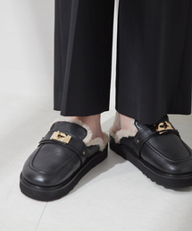《別注》【CAMINANDO】SHEARING BUCKLE SANDALS:フラットシューズ