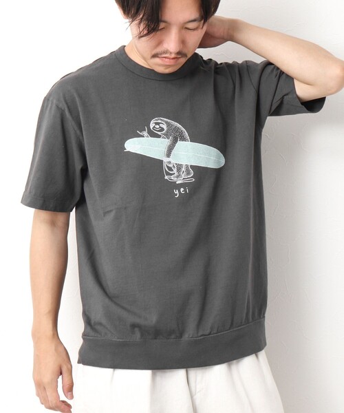 NOLLEY’S(ノーリーズ)の「【STONEWOLD】別注スウェットTシャツ ナマケモノ(Tシャツ/カットソー・メンズ・ホワイト/チャコールグレー/レッド/グレイッシュベージュ・S/M/L)」の1枚目の写真