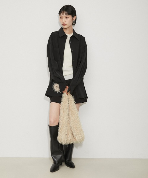 ADAM ET ROPE'（アダムエロペ）の「【サステナブル】フリンジファーワンハンドルバッグ（ハンドバッグ・レディース・ミント/ベージュ/ブラック・FREE）」の6枚目の写真