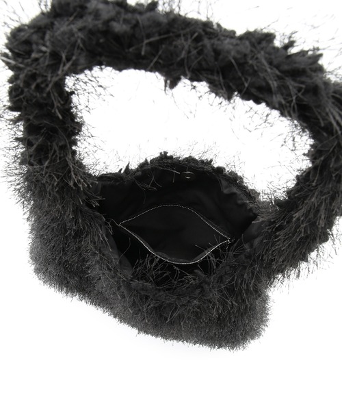 ADAM ET ROPE'（アダムエロペ）の「【サステナブル】フリンジファーワンハンドルバッグ（ハンドバッグ・レディース・ミント/ベージュ/ブラック・FREE）」の17枚目の写真